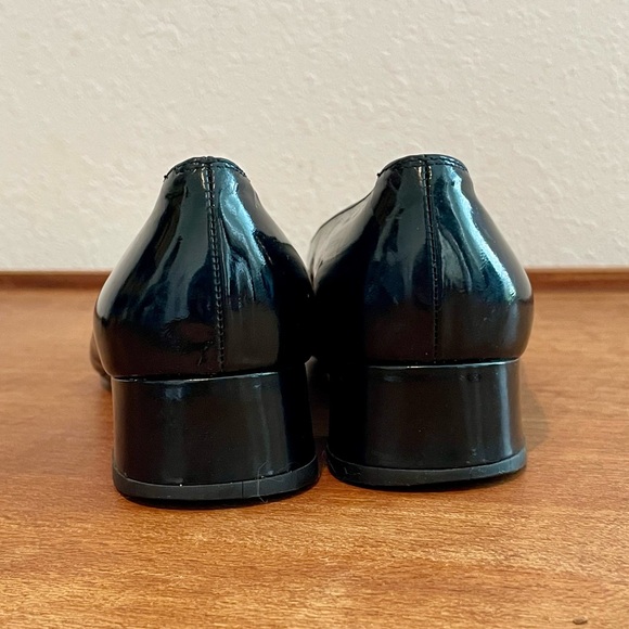 Vintage 90s Salvatore Ferragamo Tassel Loafers Black Leather Elastic Vamp Heels - Picture 3 of 14